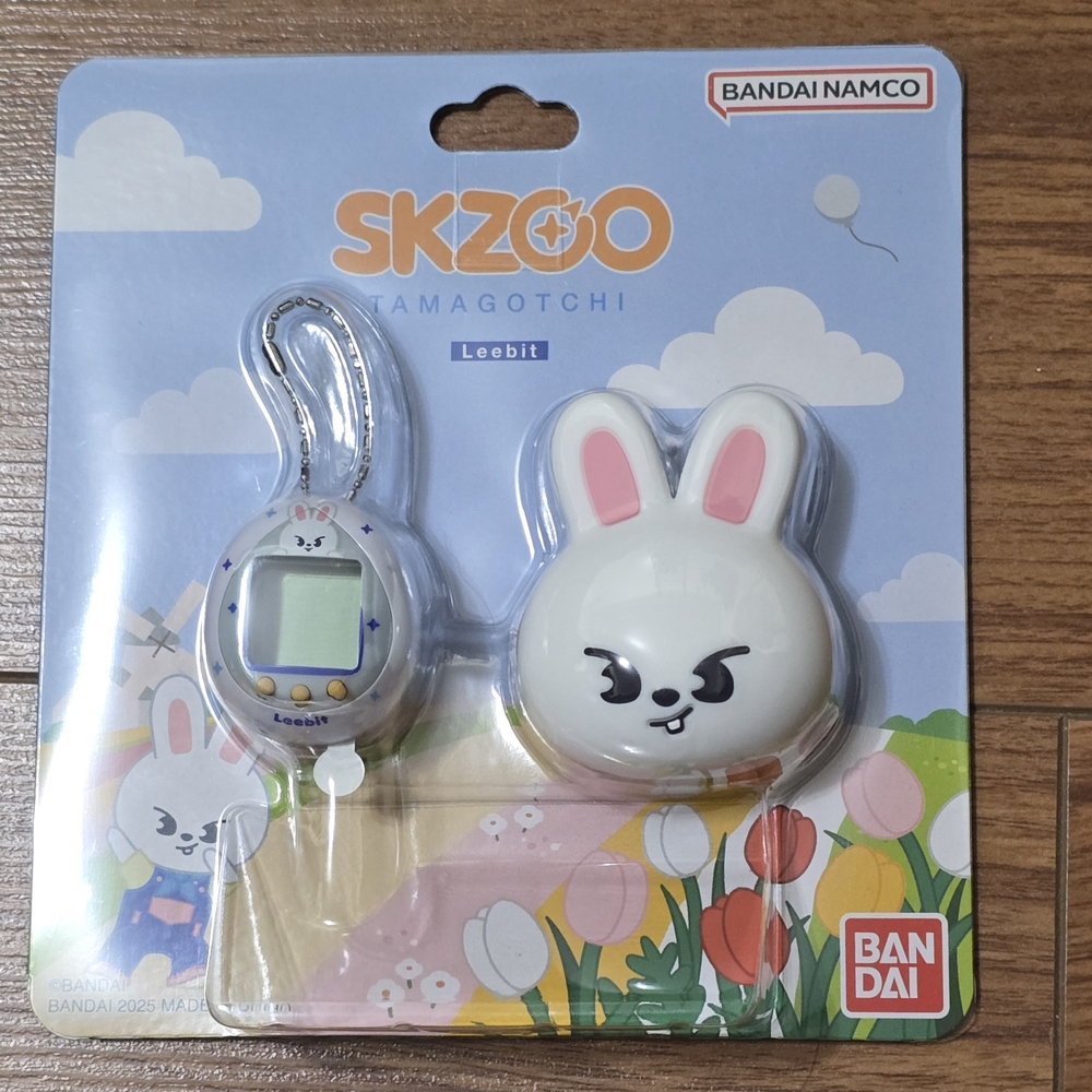 SKZOO Tamagotchi Leebit